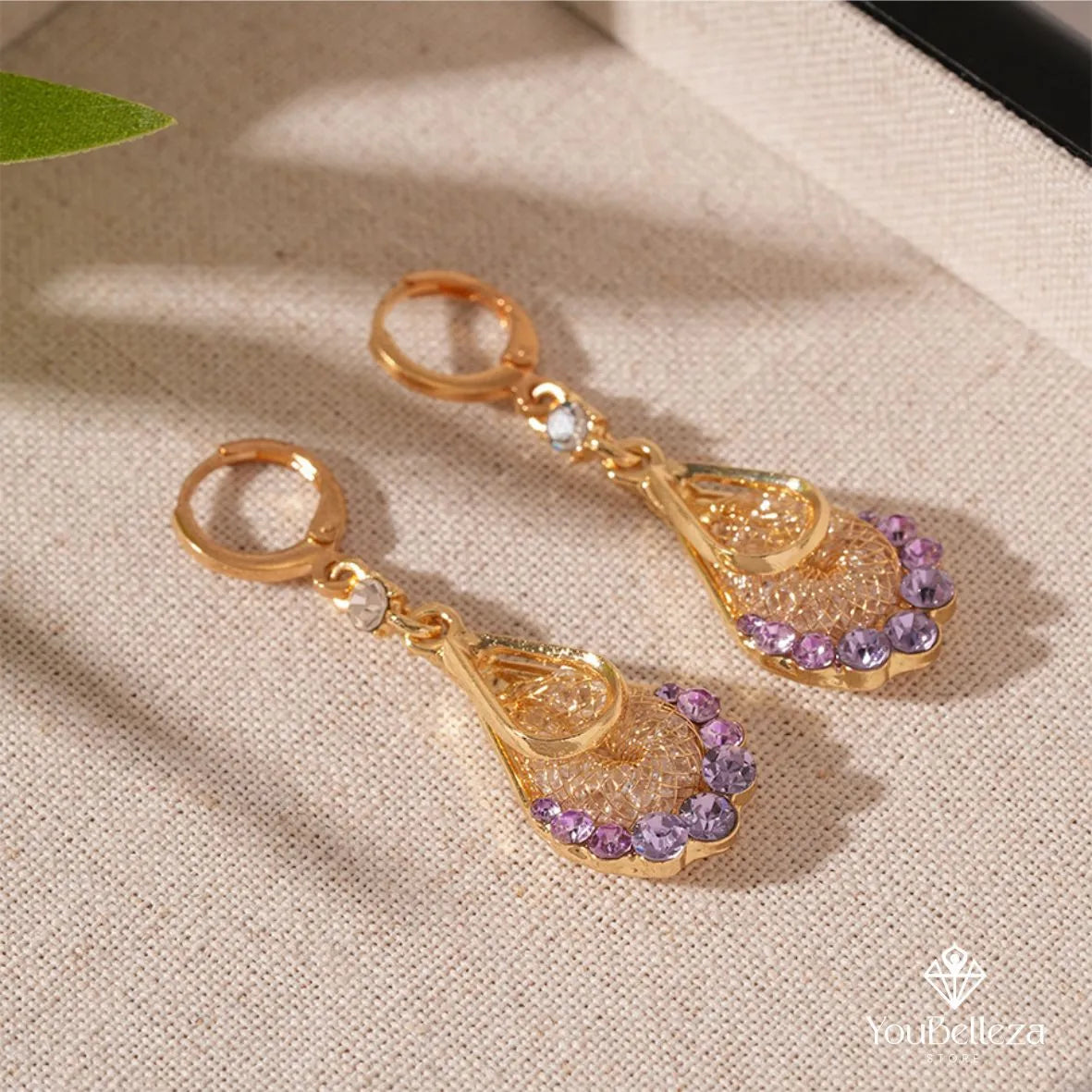 Aretes Gota de Lujo Morado