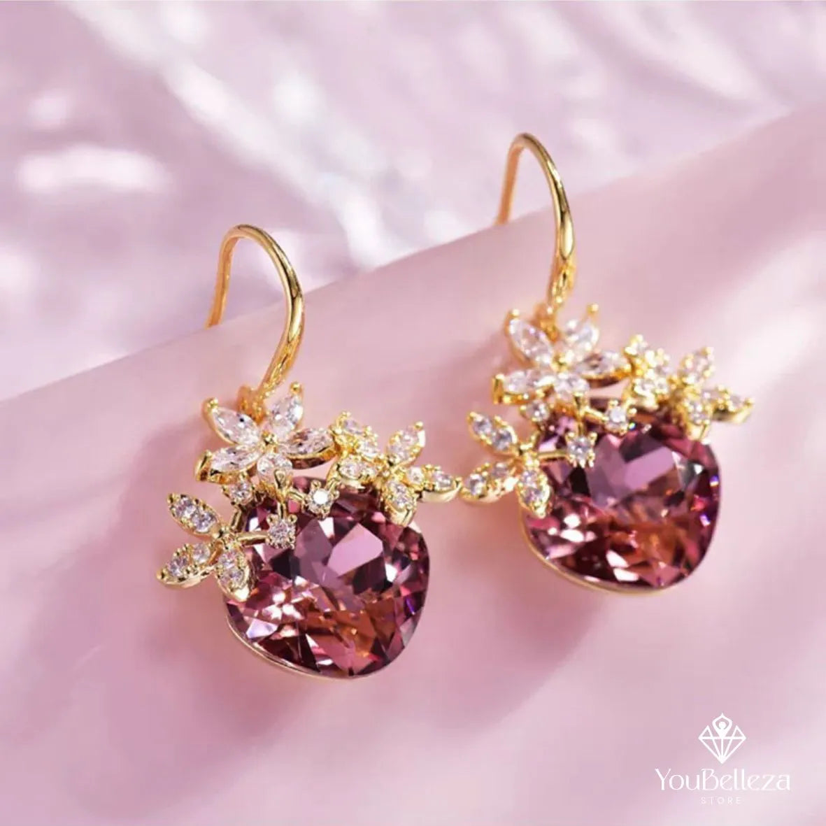 Aretes Flores de Circón Púrpura